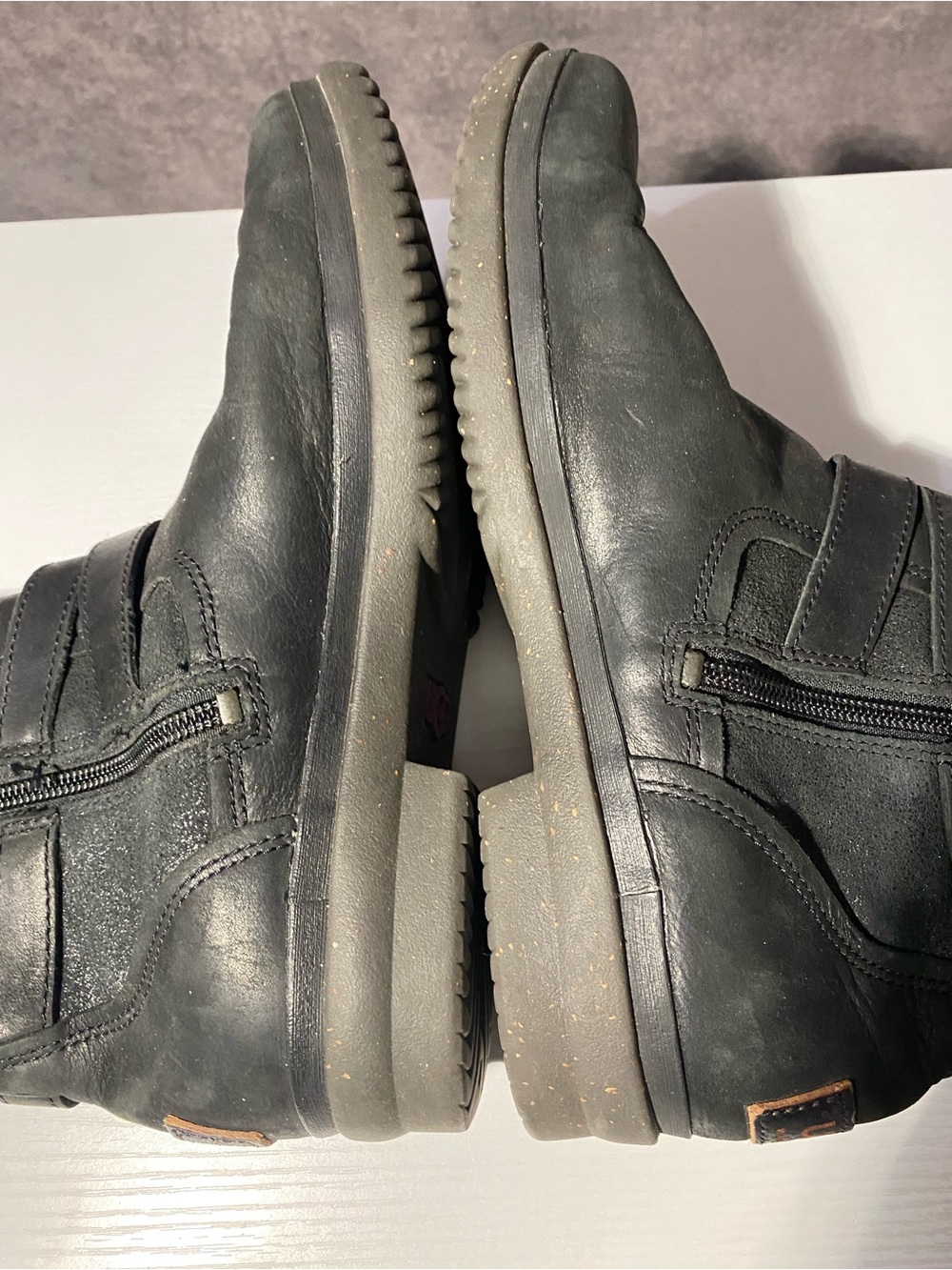 UGG Simmens Black Leather Waterproof Moto Buckle Boots Women Size 8 1008439 - Picture 7 of 11